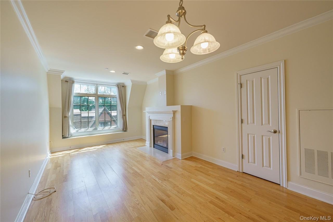 55 1st St Unit 408 - Photo 6 of 15