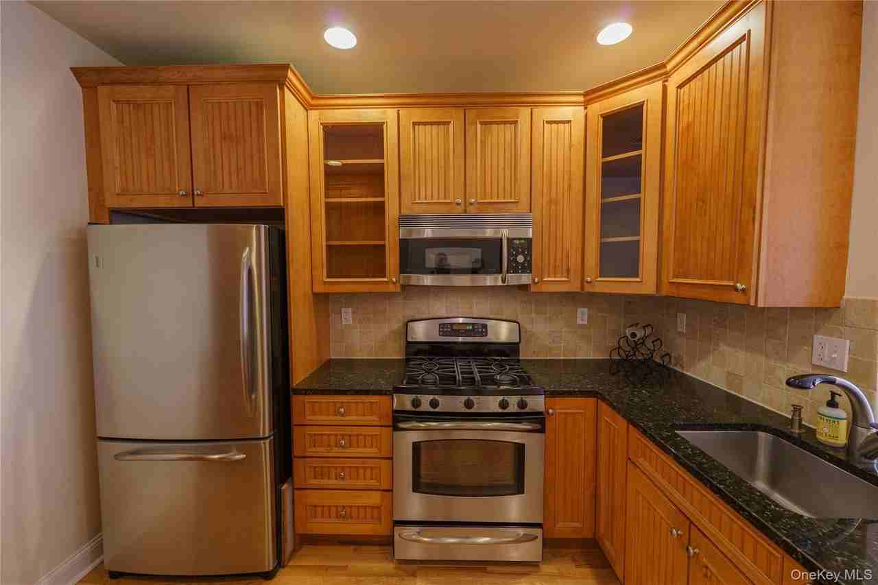 55 1st St Unit 408 - Photo 3 of 15