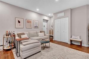 featured image of 25 W Broadway #110