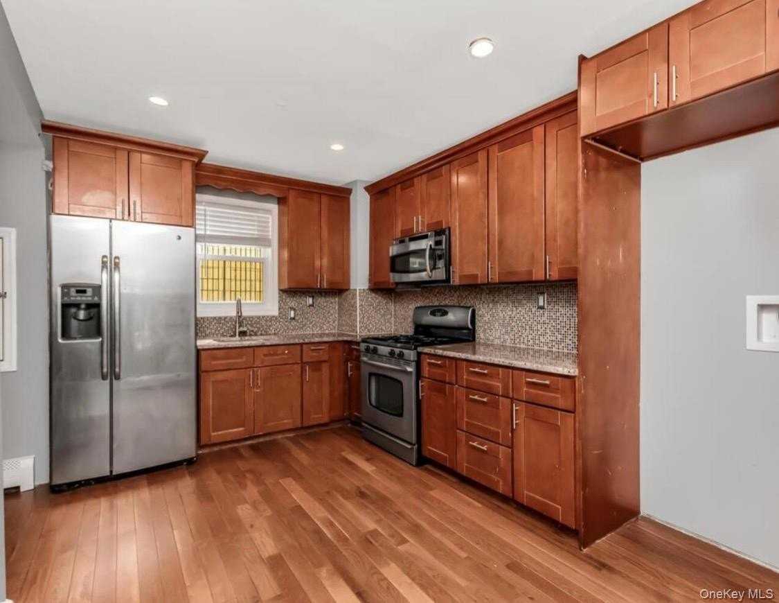 408 Beach 45th St Unit 1 - Photo 2 of 7