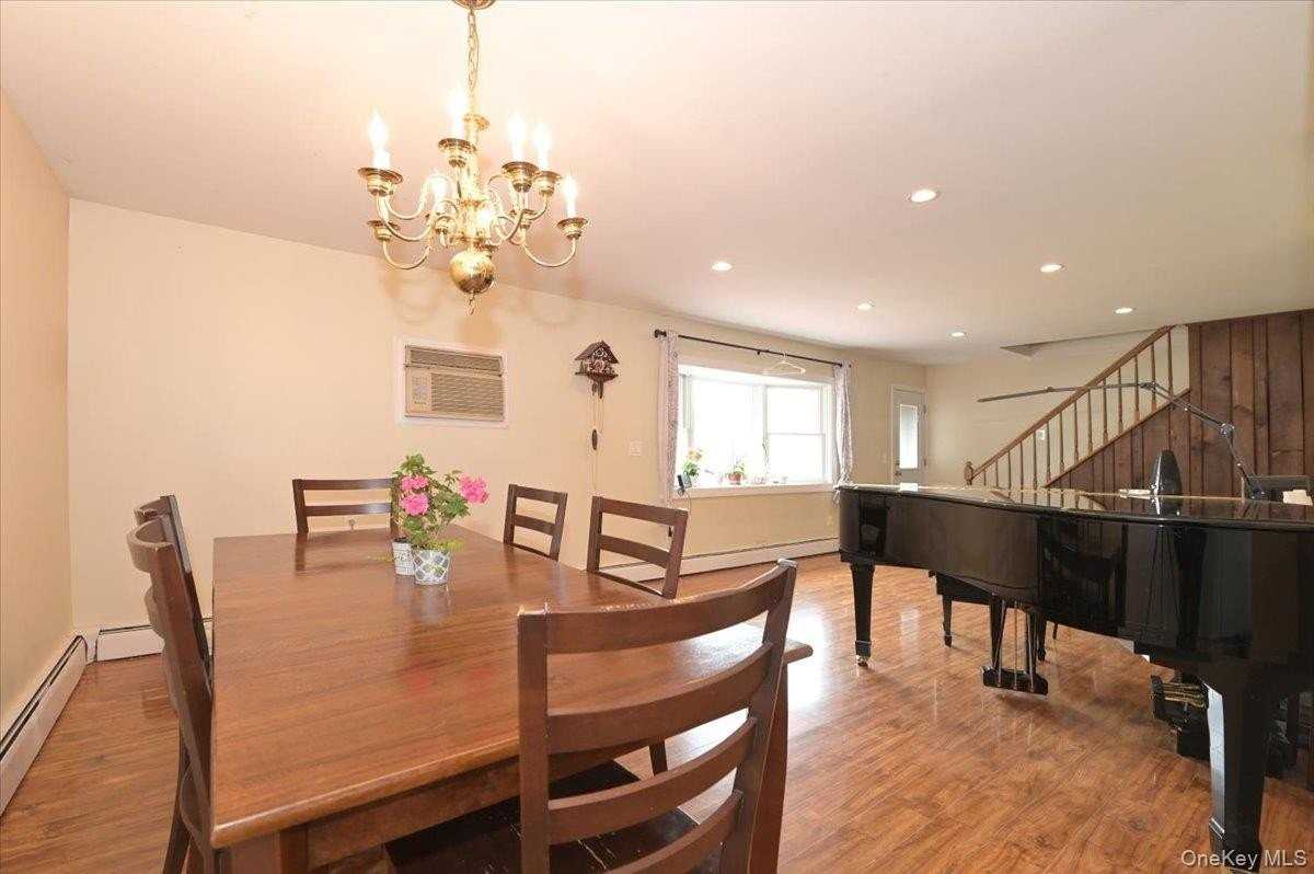 43 Flagstone Ln - Photo 6 of 21