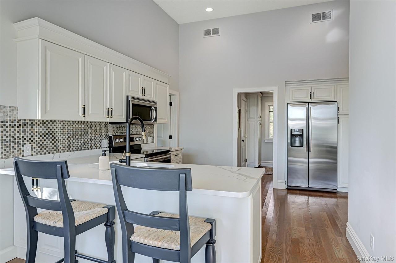 31B Club Ln - Photo 7 of 19