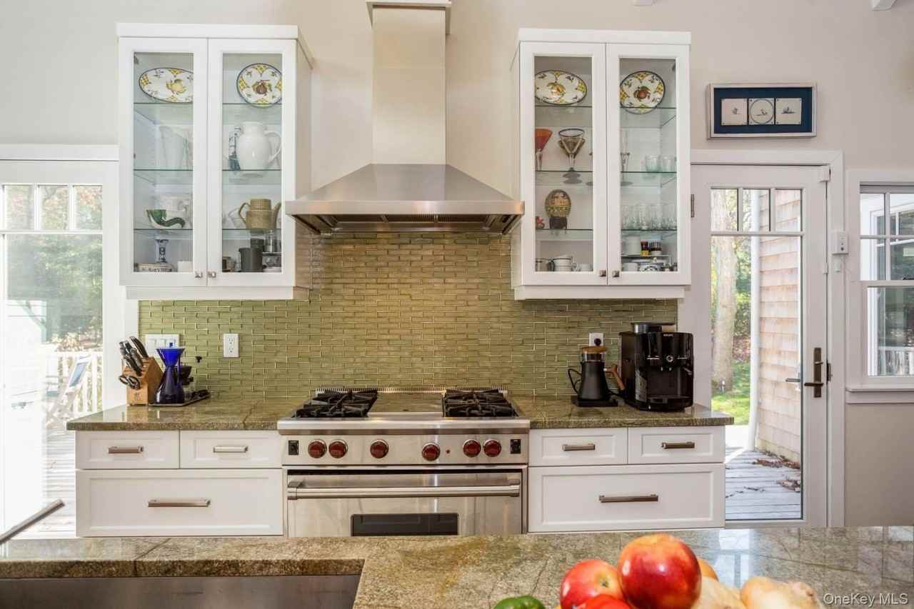 12 Partridge Dr - Photo 3 of 13