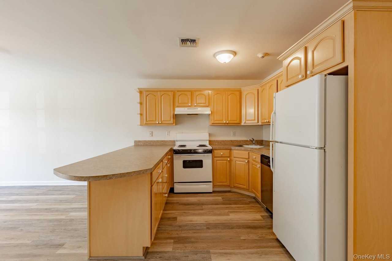 105 Flurry Ln - Photo 4 of 15