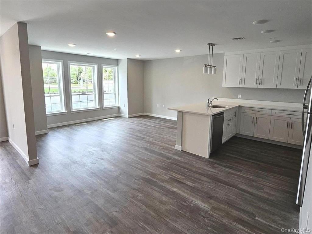 221 Eastview Dr #01 - Photo 6 of 10