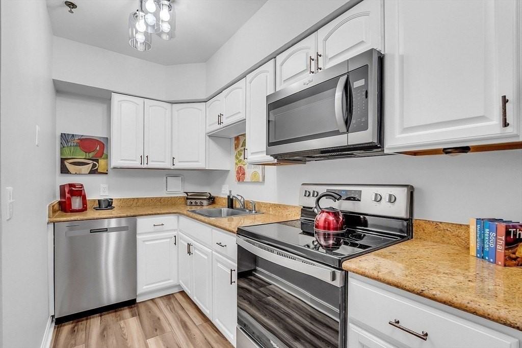 200 Market St Apt 117