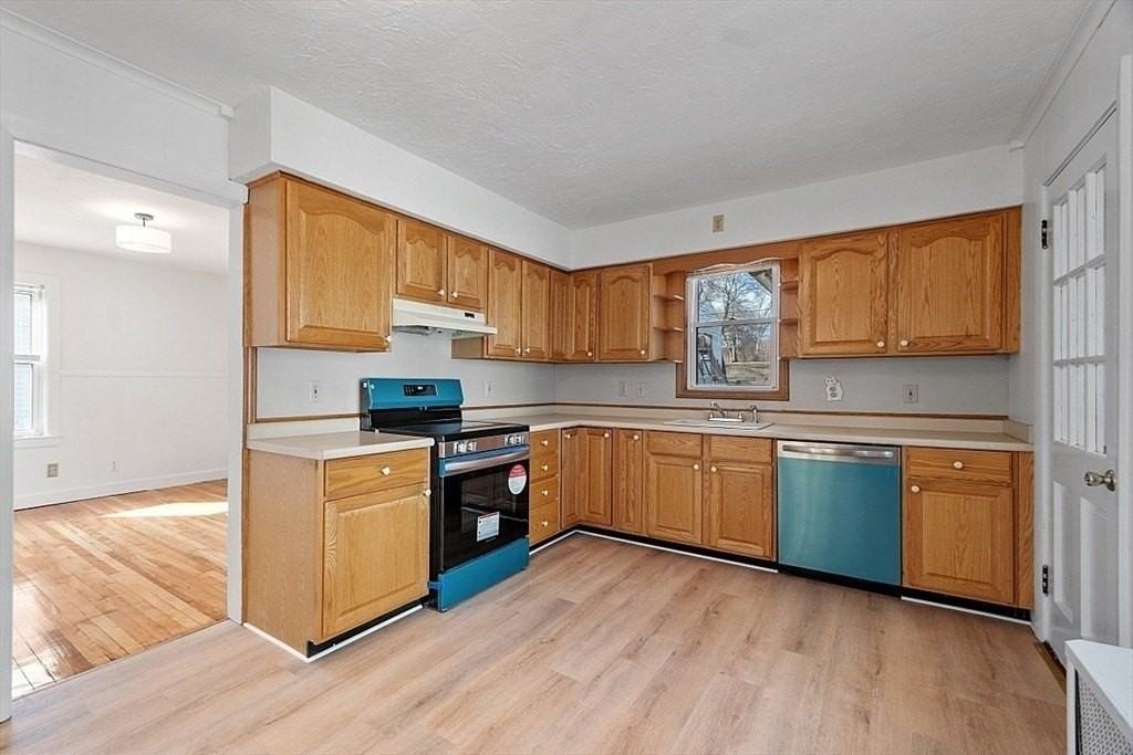 23 Carver St - Photo 4 of 17