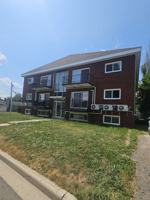 featured image of 17 Lockwood St #12