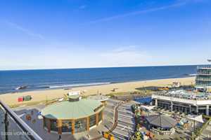 featured image of 20 Melrose Ter Unit 606