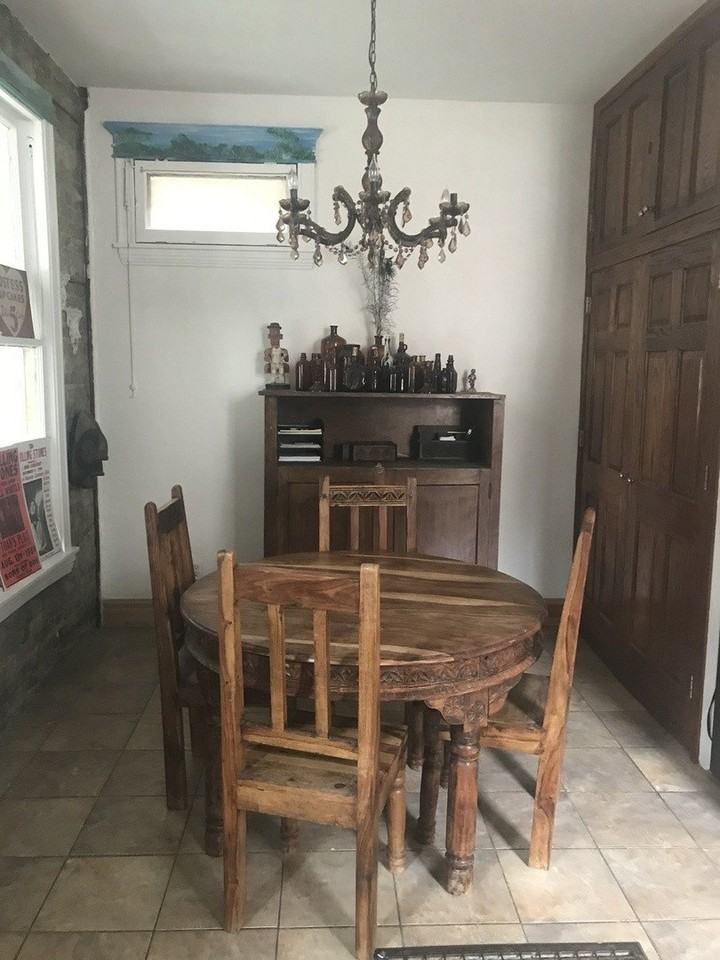 2113 W Walton St - Photo 6 of 17