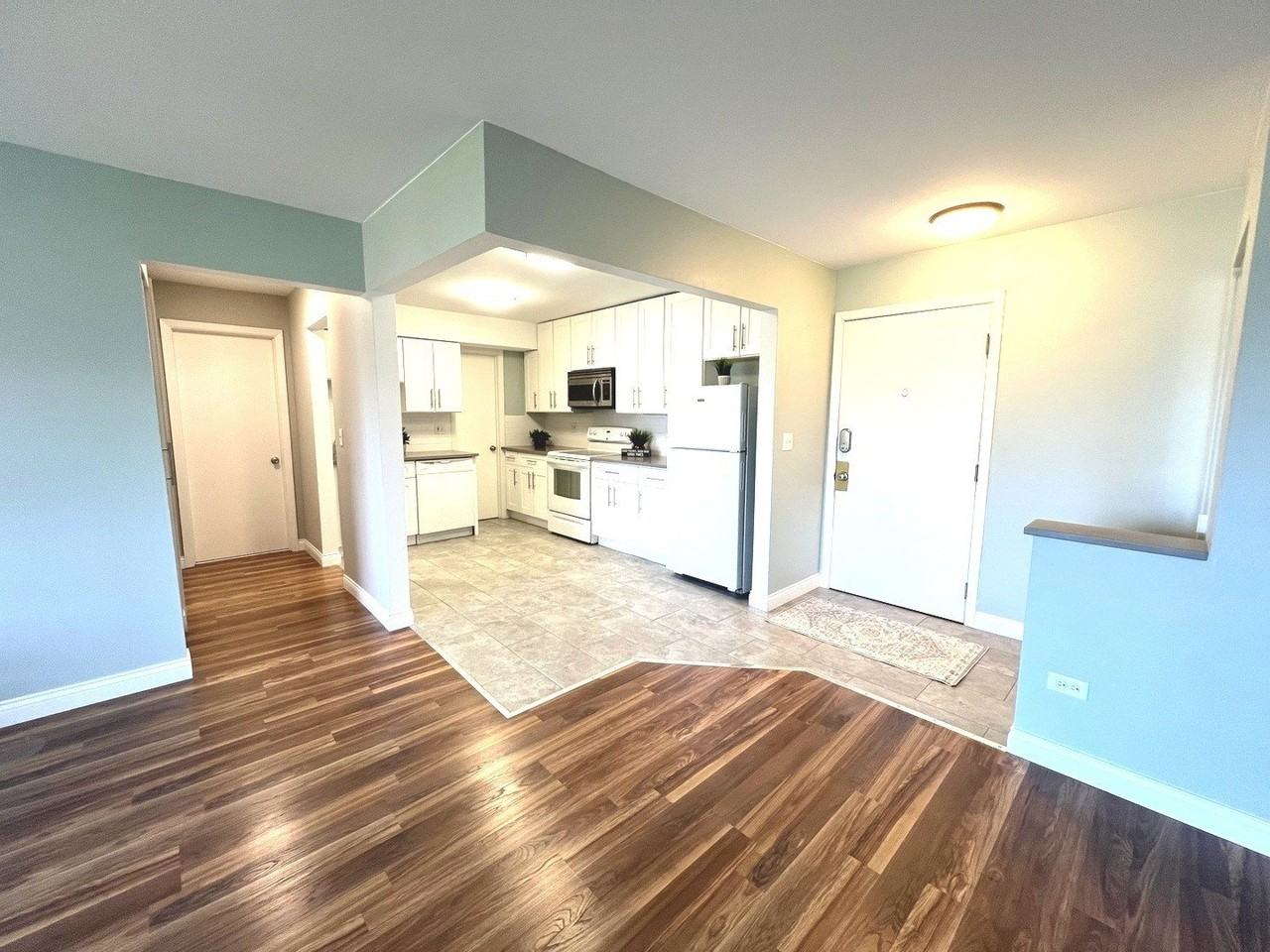 2218 S Goebbert Rd Apt 393 - Photo 7 of 20