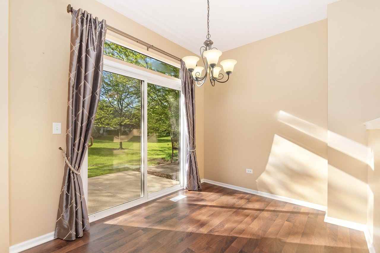 2329 Moonlight Ct - Photo 5 of 16