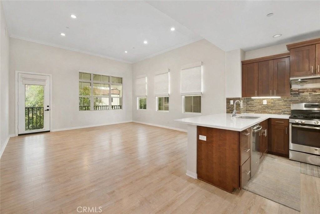 78 Rose Arch #21 - Photo 6 of 25