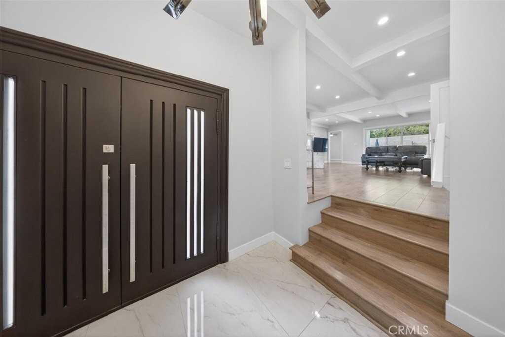 22247 De La Osa St - Photo 4 of 49