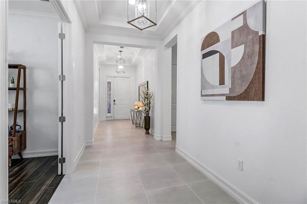 9264 Glenforest Dr - Photo 3 of 37