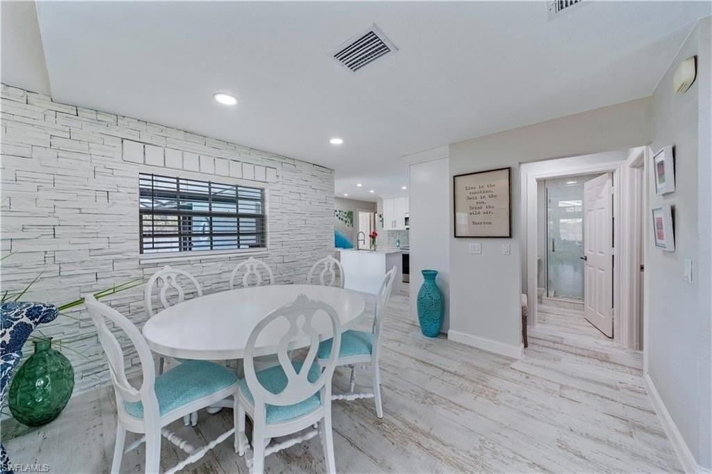 1220 Westlake Blvd - Photo 5 of 28