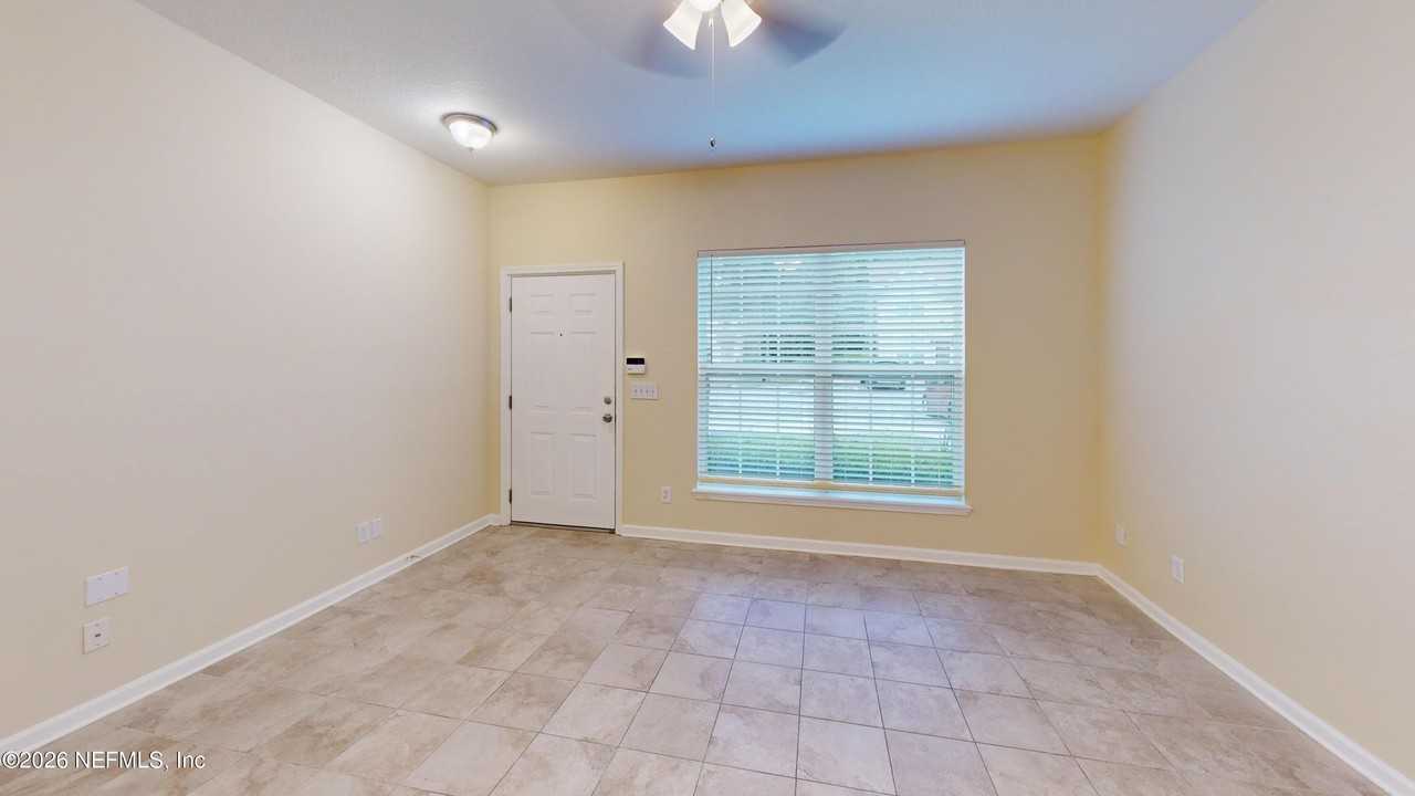 3541 Twisted Tree Ln - Photo 5 of 17