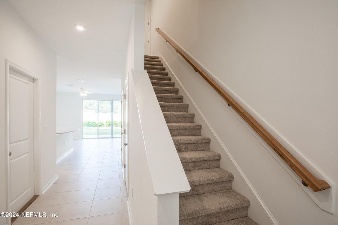 13112 Annies Walk Dr - Photo 4 of 31