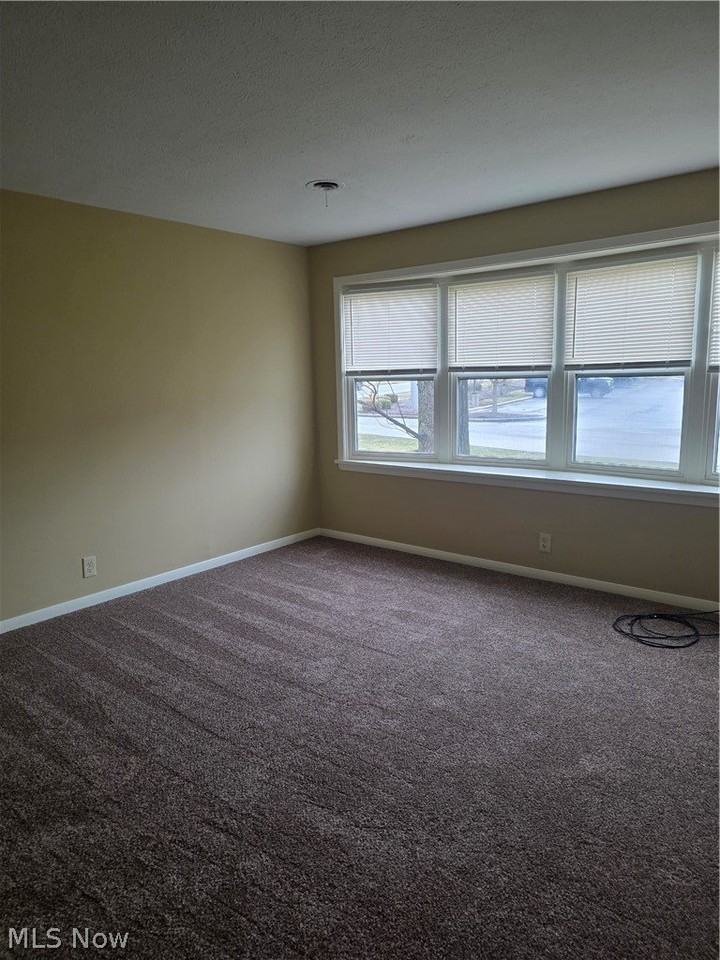 9889 Johnnycake Ridge Rd Apt 3 - Photo 5 of 5