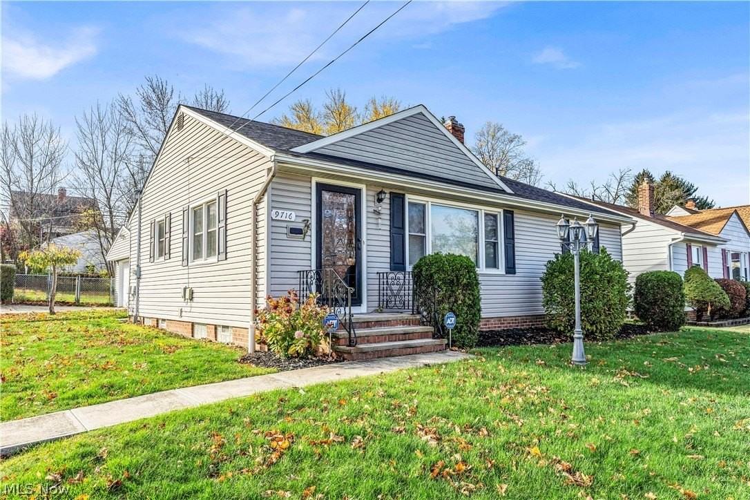 9716 Alexander Rd - Photo 2 of 30