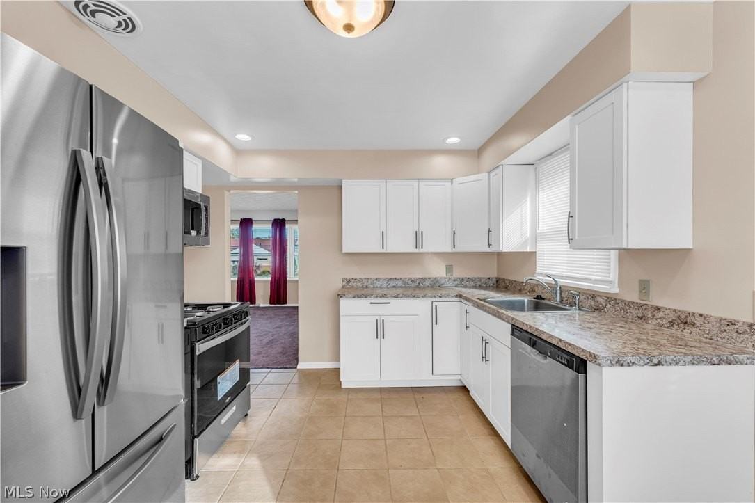 9716 Alexander Rd - Photo 6 of 30