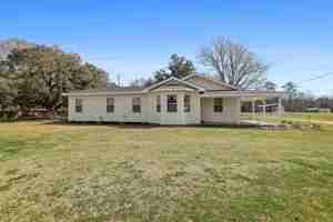 featured image of 41148 Billville Rd
