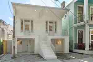 featured image of 712 Washington Ave