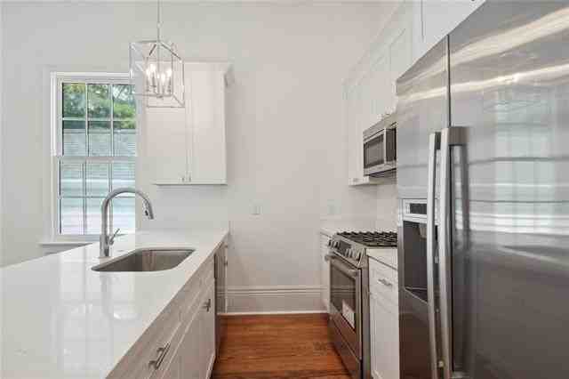 712 Washington Ave - Photo 6 of 10