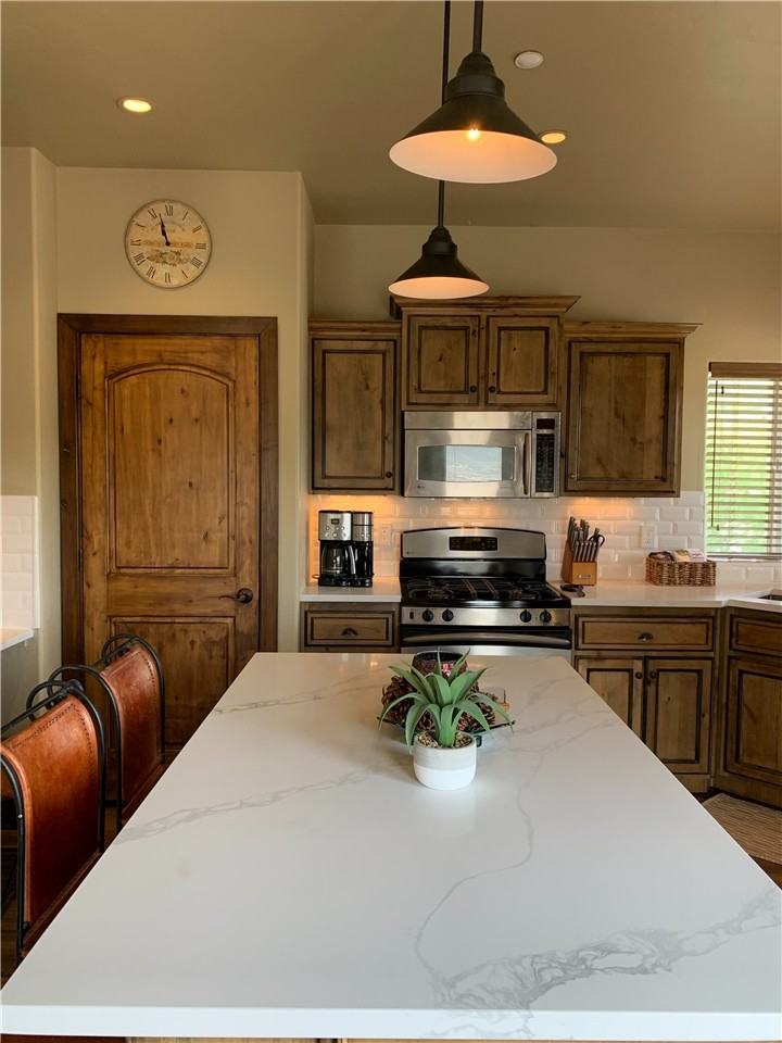 1449 W Stillwater Dr - Photo 5 of 17