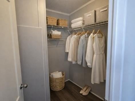 77 Hollywood Dr #183 - Photo 6 of 7