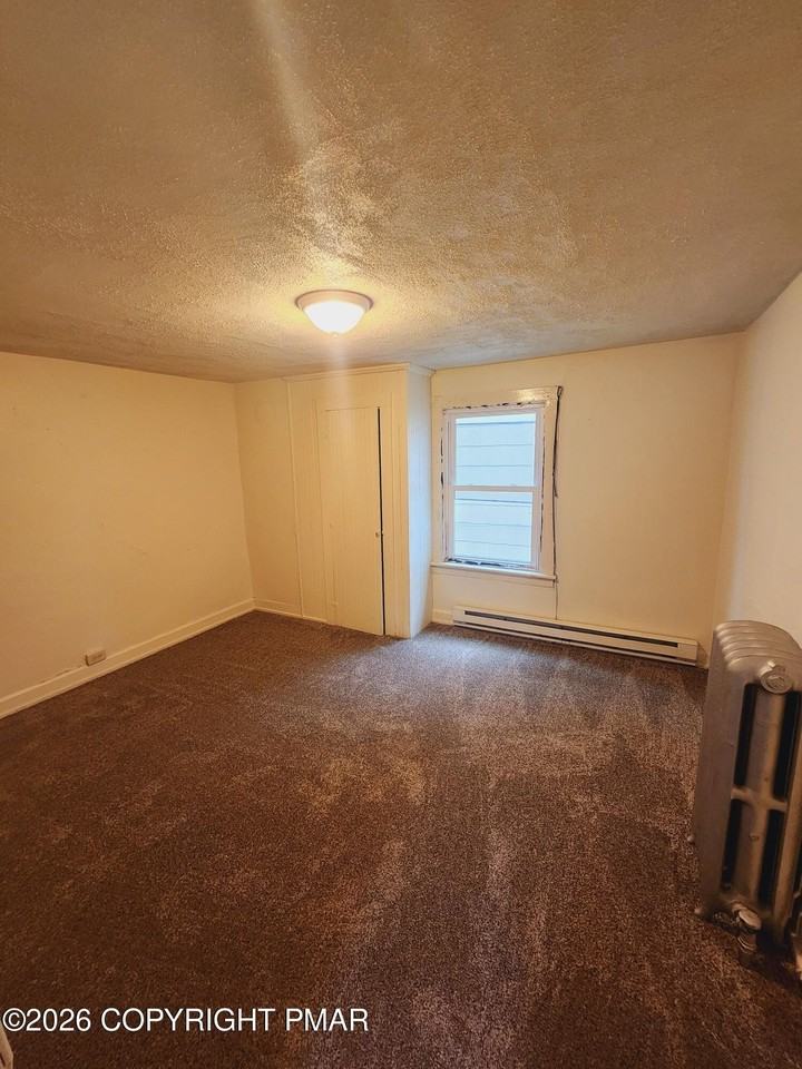 810 Monroe St Unit 201 - Photo 5 of 7