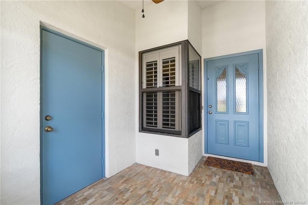 7711 Se Sugar Sand Cir - Photo 2 of 39