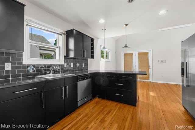 520 E Hazelhurst St - Photo 6 of 15