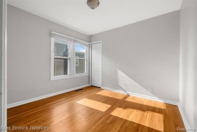 520 E Hazelhurst St - Photo 7 of 15