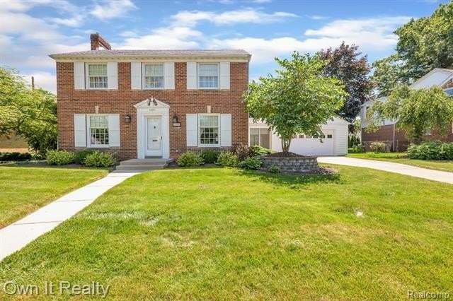 1830 Belmont St - Photo 2 of 31