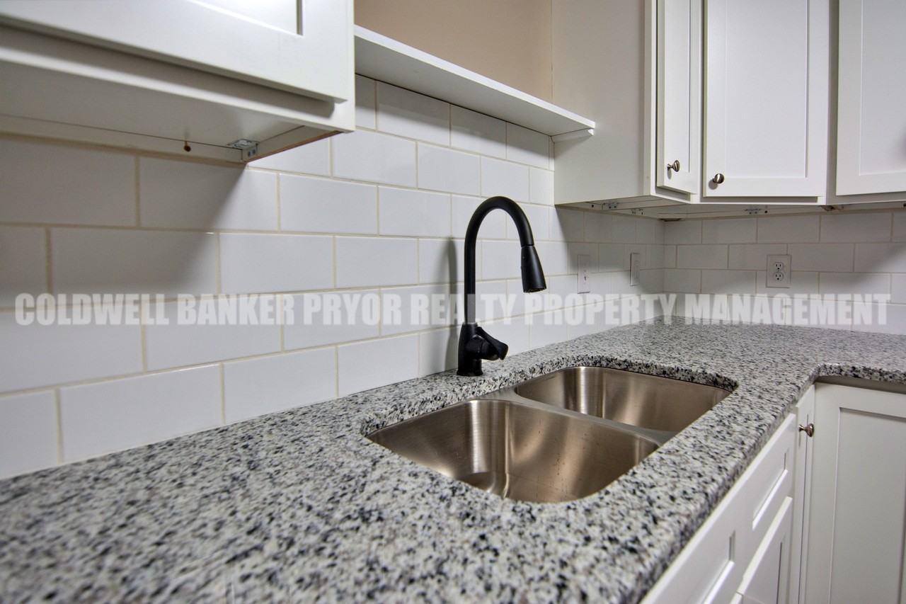 5824 Moody Sawyer Rd #A - Photo 7 of 21