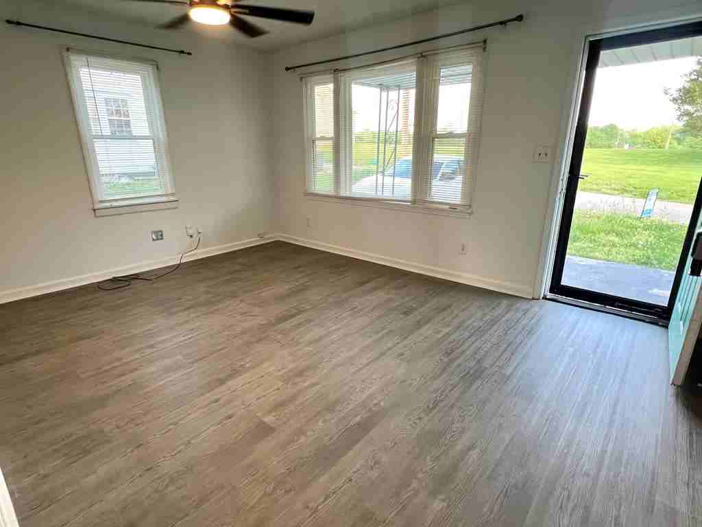 117 Williams St #1 - Photo 2 of 11