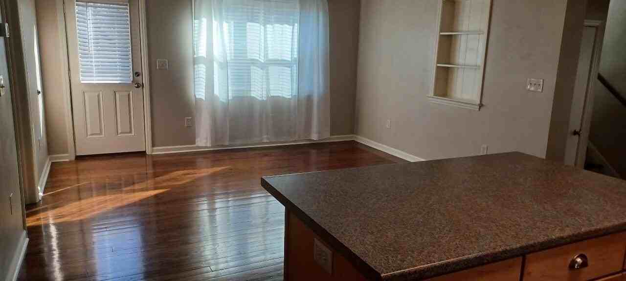 7673 Bent Mountain Rd - Photo 6 of 10