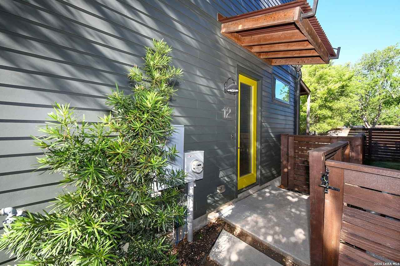 203 Nogalitos St #12 - Photo 2 of 31