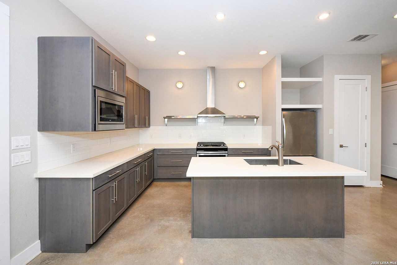 203 Nogalitos St #12 - Photo 6 of 31