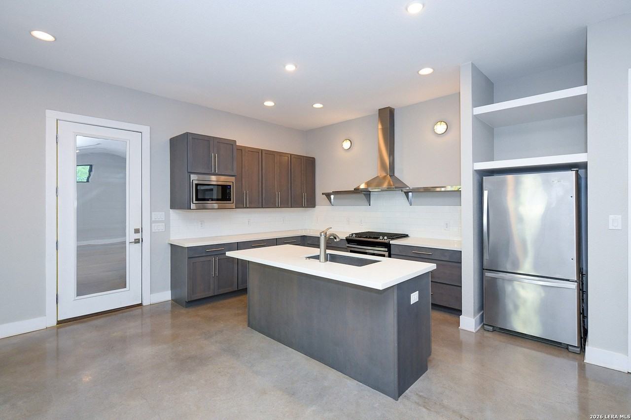 203 Nogalitos St #12 - Photo 7 of 31