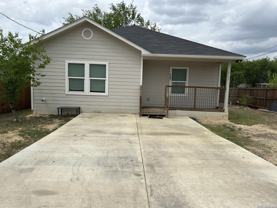 8103 Airlift Ave - Photo 1 of 1