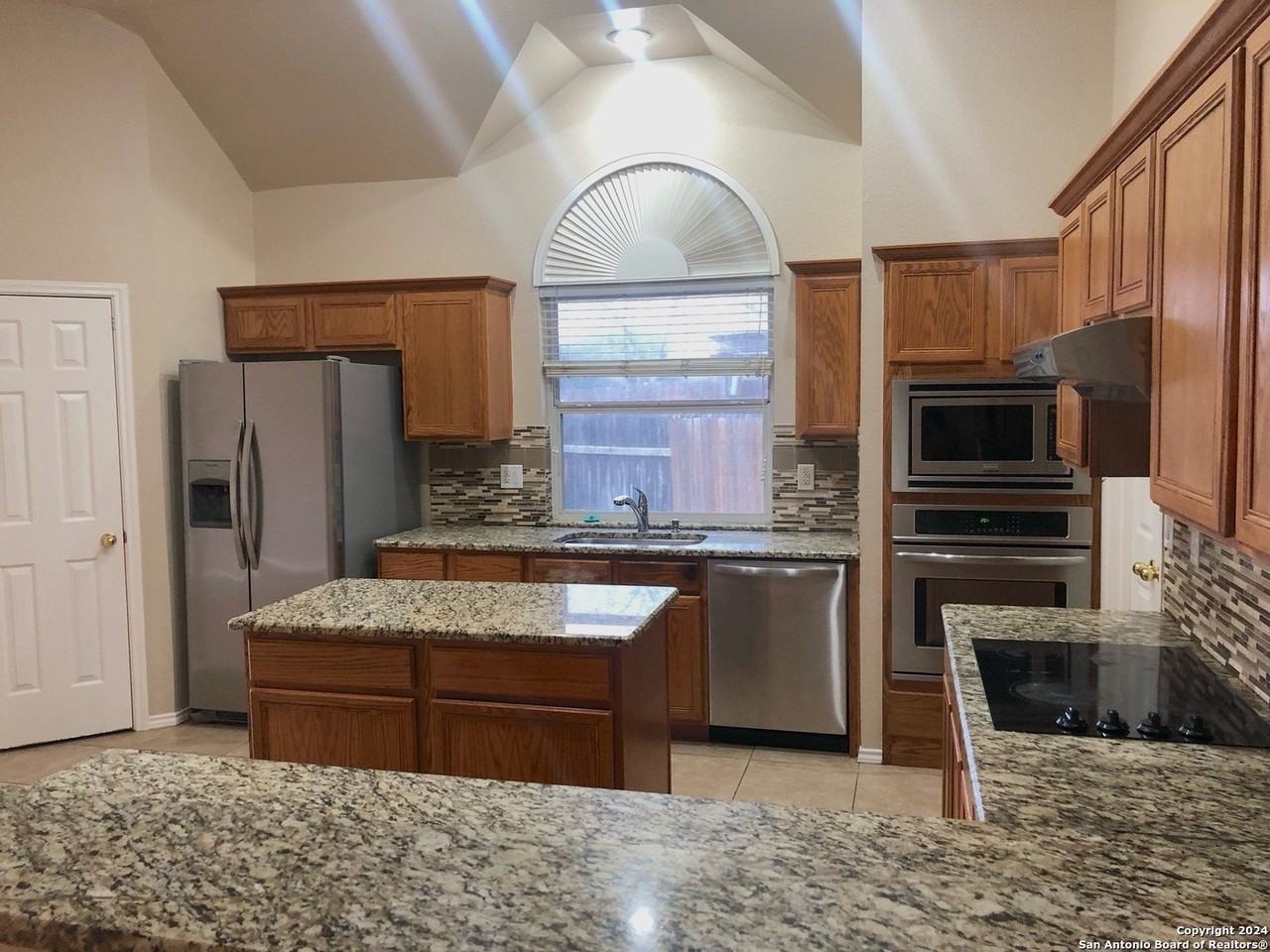 5126 Ascot Pl - Photo 4 of 17