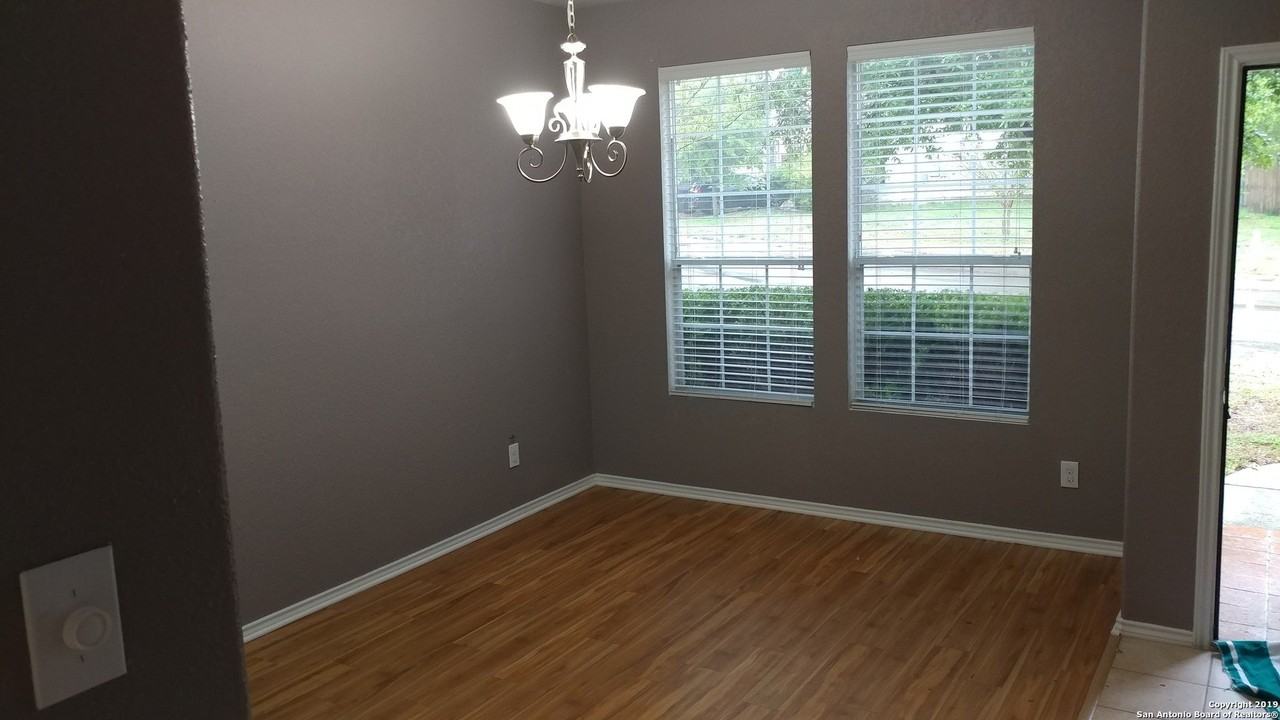 7710 Paraiso Cir - Photo 6 of 33