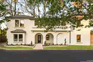 417 E Hildebrand Ave - Photo 1 of 1