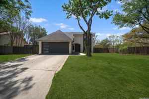 featured image of 15262 Moonlit Grv