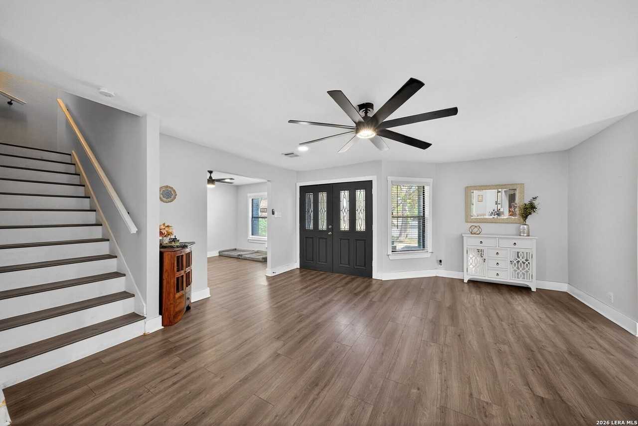 15262 Moonlit Grv - Photo 5 of 38