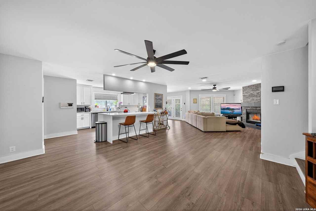 15262 Moonlit Grv - Photo 7 of 38