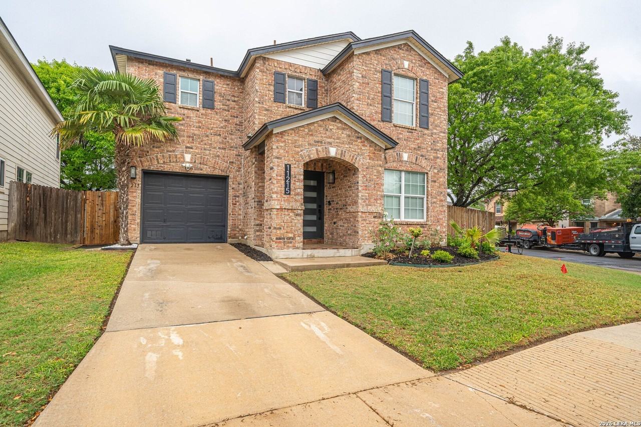 11215 Archers Bay - Photo 2 of 34