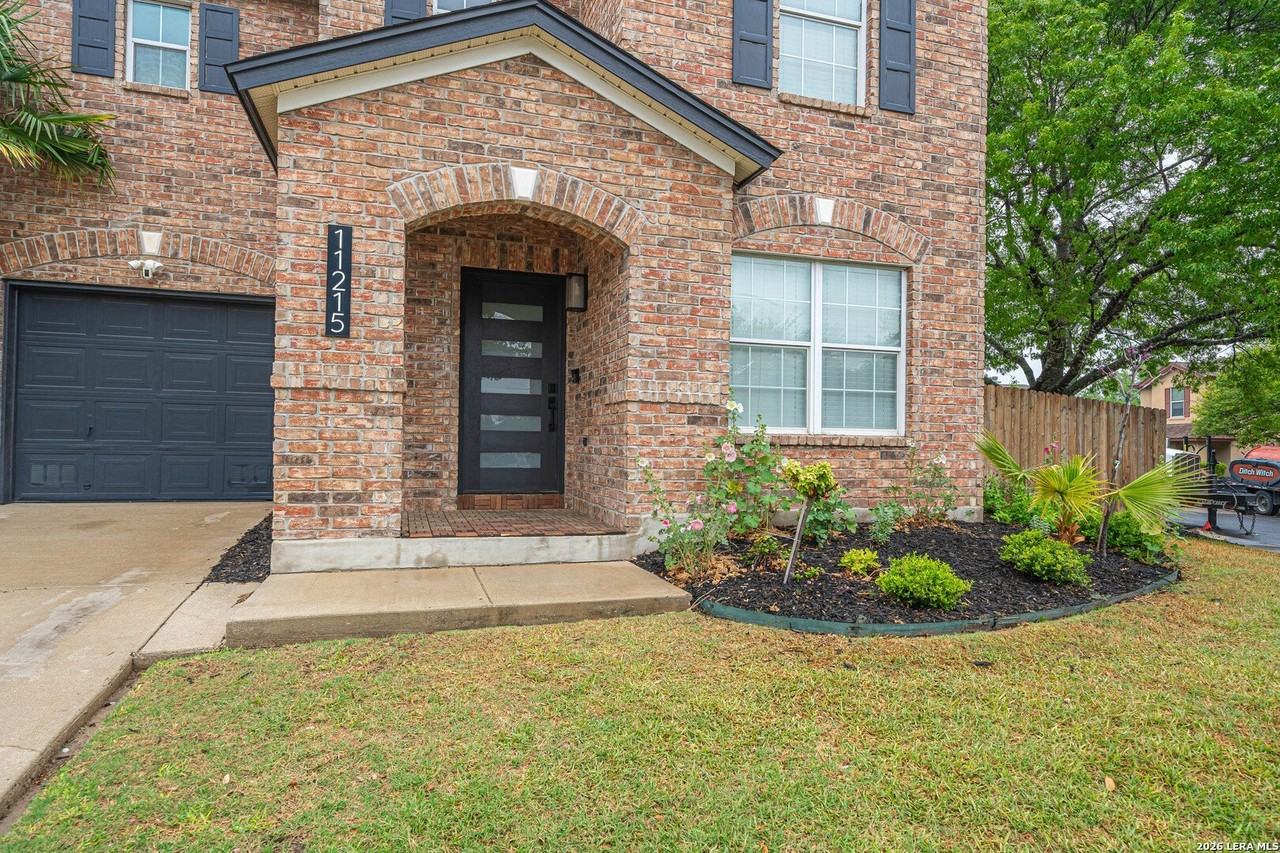 11215 Archers Bay - Photo 4 of 34